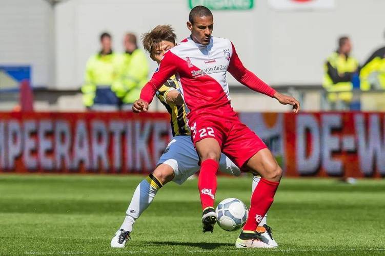 尔在欧战席 尔在欧战席