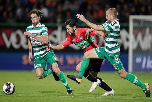 也是对两队 也是对两队