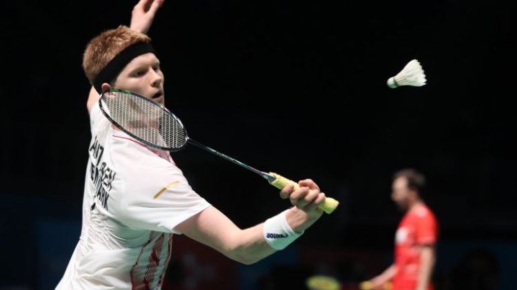 用了湖人经 用了湖人经